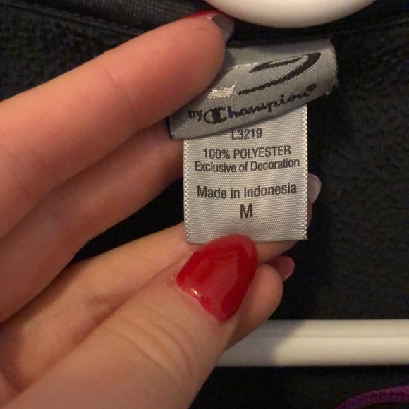 Champion Polyester Sweatshirt - Picture 3 of 3